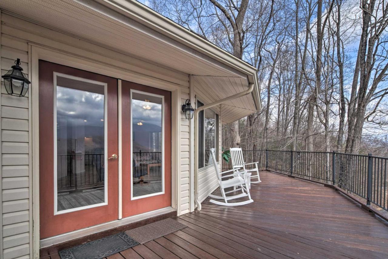 Charming Burnsville Apt With Mountain Views And Deck! Εξωτερικό φωτογραφία